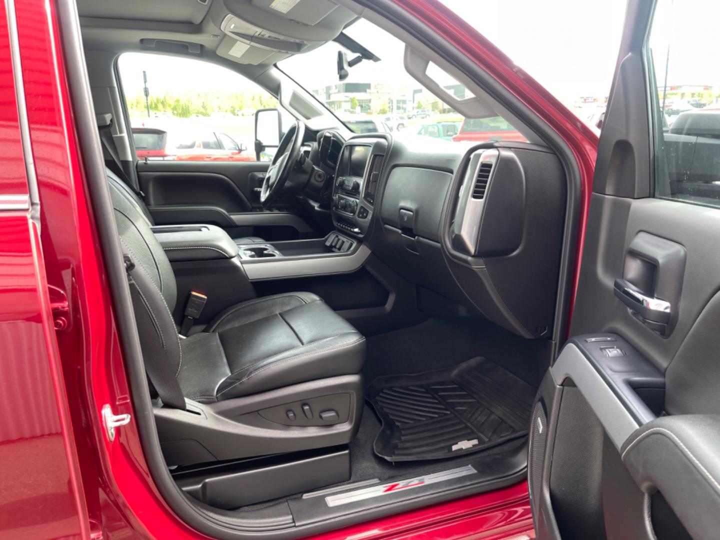 2019 MAROON CHEVROLET SILVERADO 2500H LTZ (1GC1KTEY5KF) with an 6.6L engine, Automatic transmission, located at 1960 Industrial Drive, Wasilla, 99654, (907) 274-2277, 61.573475, -149.400146 - Photo#5